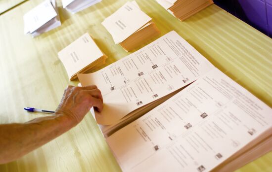 Spanish parliamentary elections