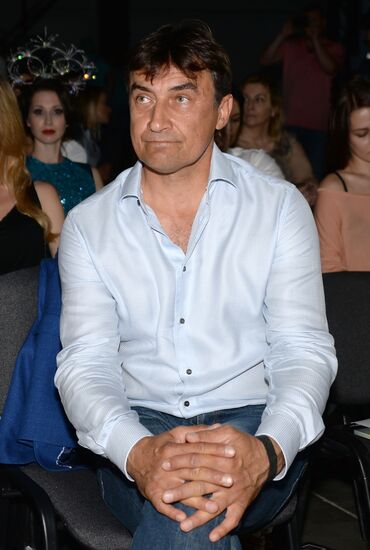 Russian Pioneers magazine readings