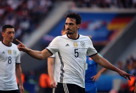 Football. 2016 UEFA European Championship. Germany vs. Slovakia