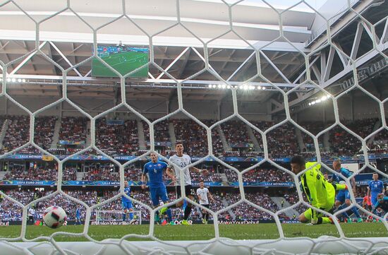 Football. 2016 UEFA European Championship. Germany vs. Slovakia