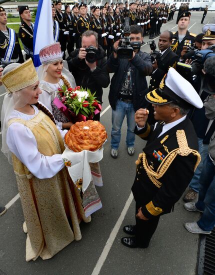 Welcoming Indian Navy ships in Vladivostok
