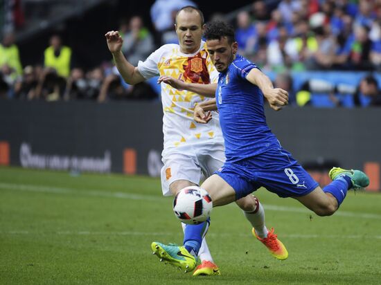 UEFA Euro 2016. Italy vs. Spain