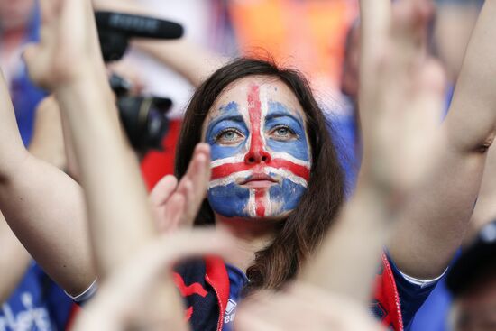 Football. UEFA Euro 2016. England vs. Iceland