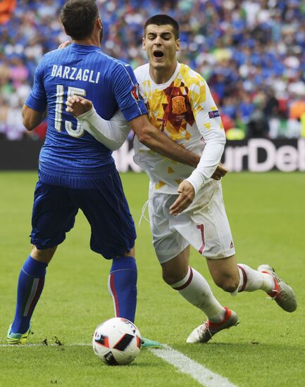 UEFA Euro 2016. Italy vs. Spain