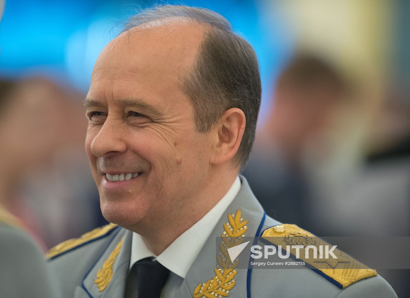 President Vladimir Putin meets with higher military school graduates