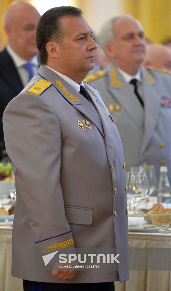 President Vladimir Putin meets with higher military school graduates