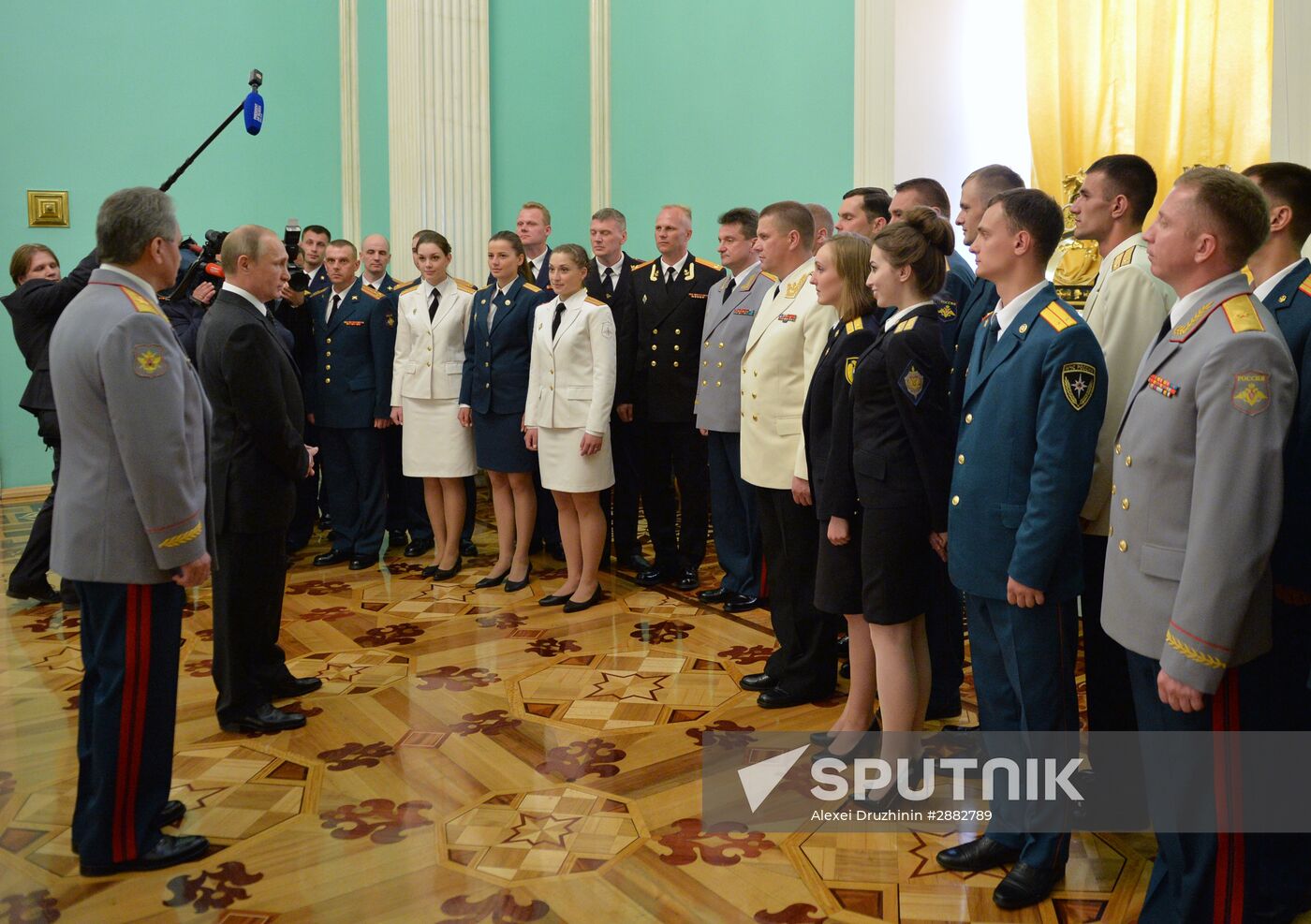President Vladimir Putin meets with higher military school graduates