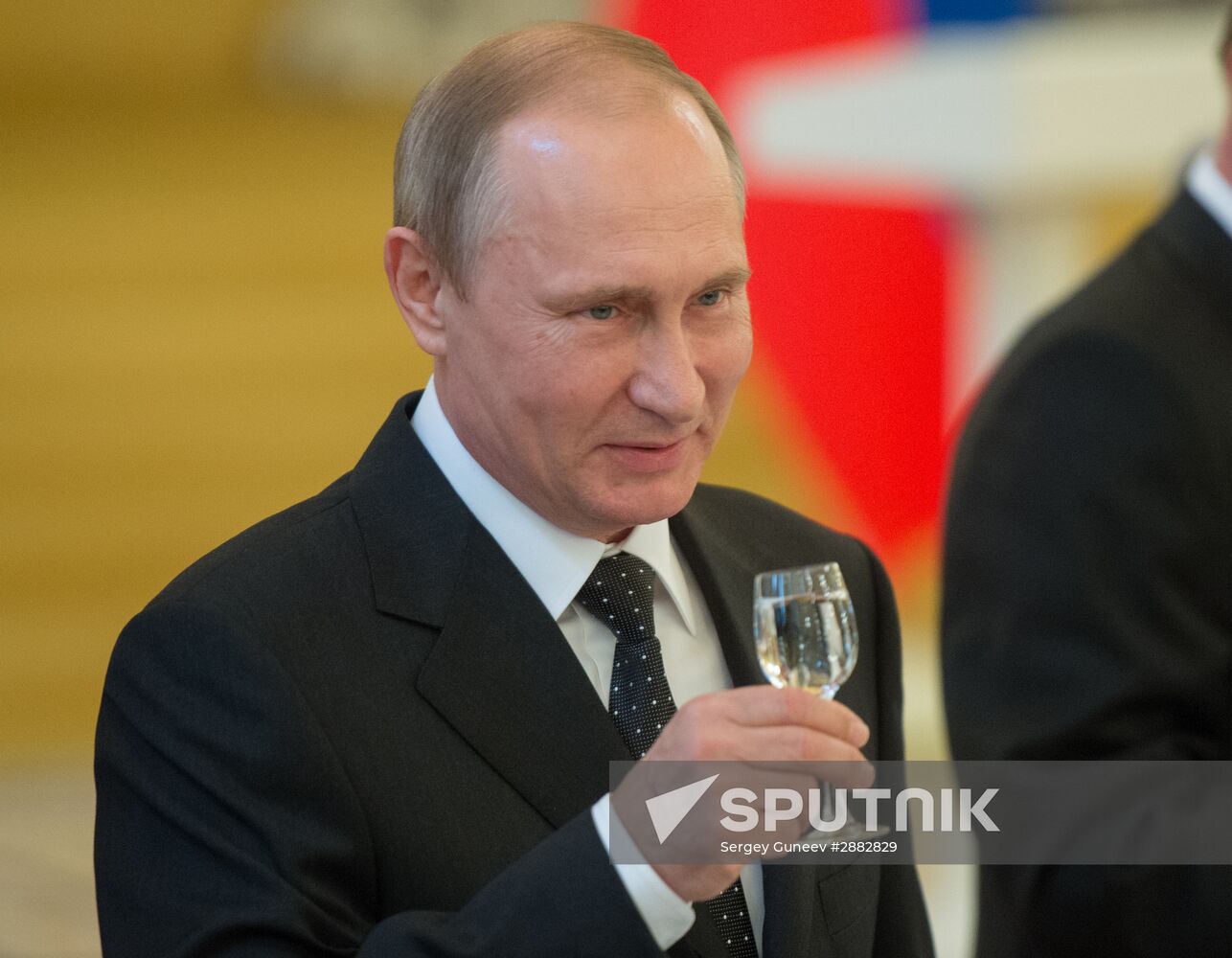 President Vladimir Putin meets with higher military school graduates