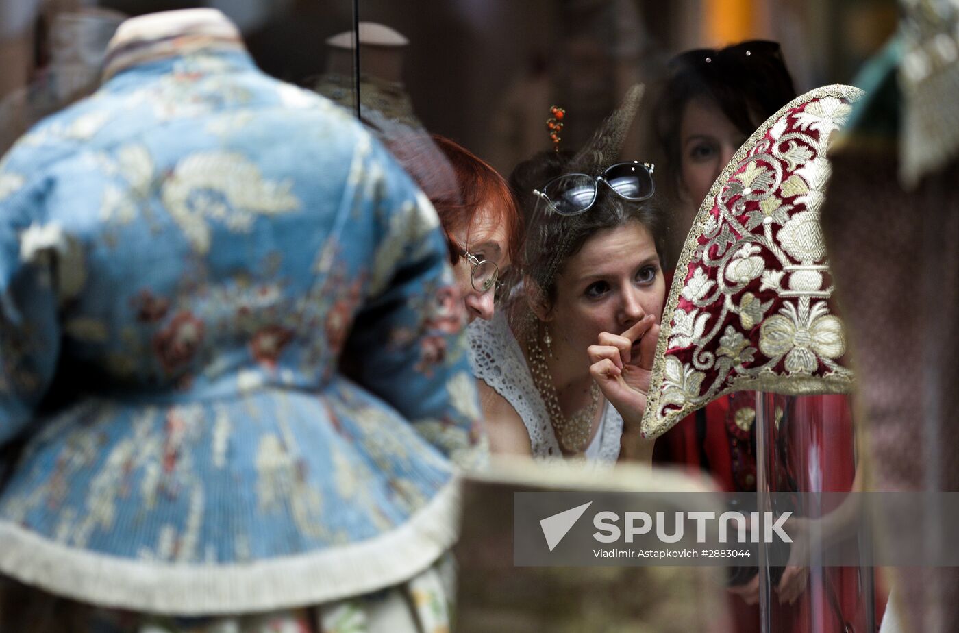 "Festive Clothing of Russia's Peoples" exhibition opens in Moscow