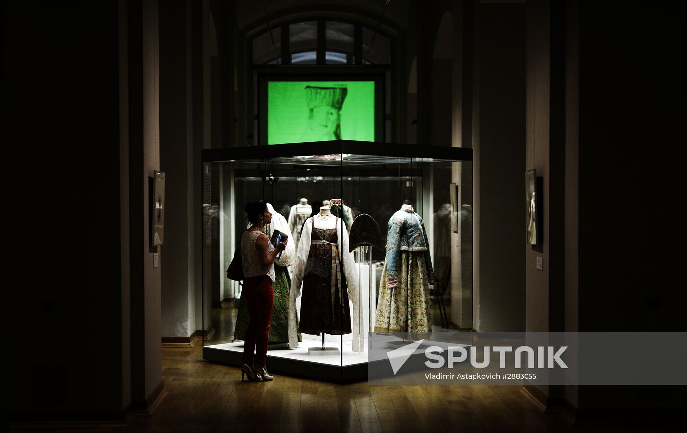 "Festive Clothing of Russia's Peoples" exhibition opens in Moscow