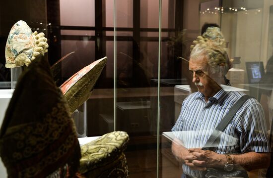 "Festive Clothing of Russia's Peoples" exhibition opens in Moscow