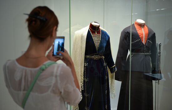 "Festive Clothing of Russia's Peoples" exhibition opens in Moscow