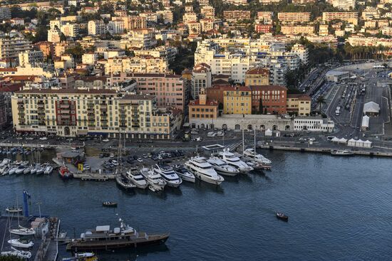 Cities of the world. Nizza