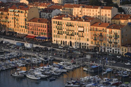 Cities of the world. Nizza
