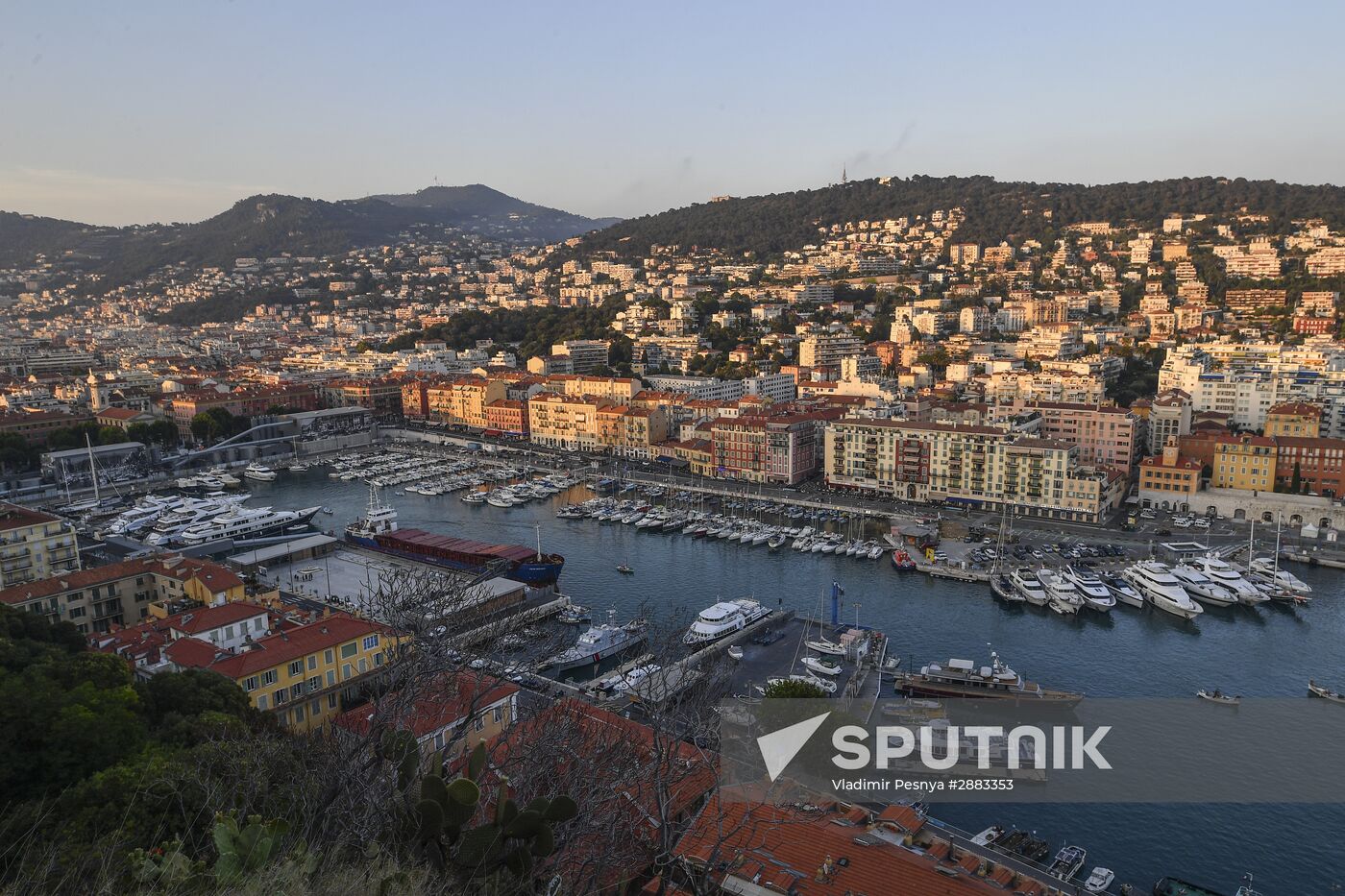 Cities of the world. Nizza