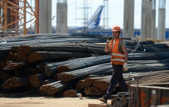 Construction of Domodevo Airport's new terminal