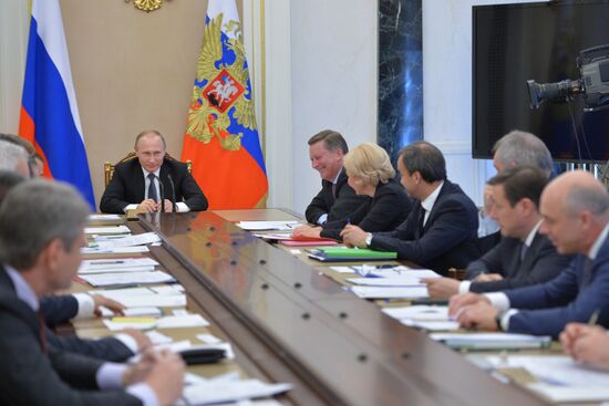 President Vladimir Putin holds meeting with Government members