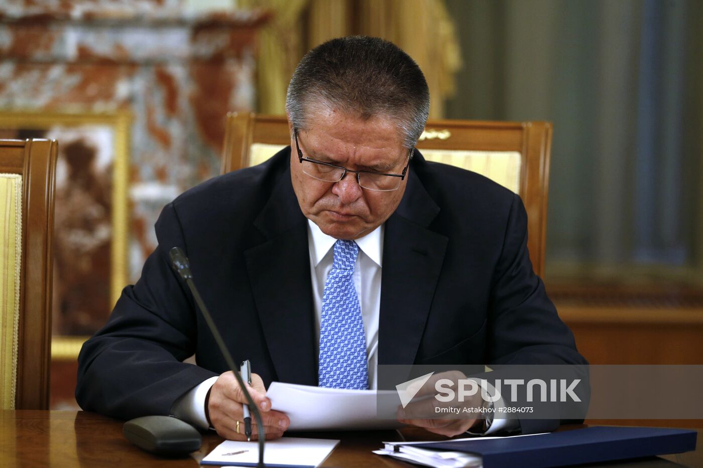 Russian Prime Minister Dmitry Medvedev chairs Government meeting