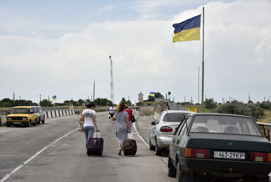 Jankoi border crossing point on Russia-Ukraine border