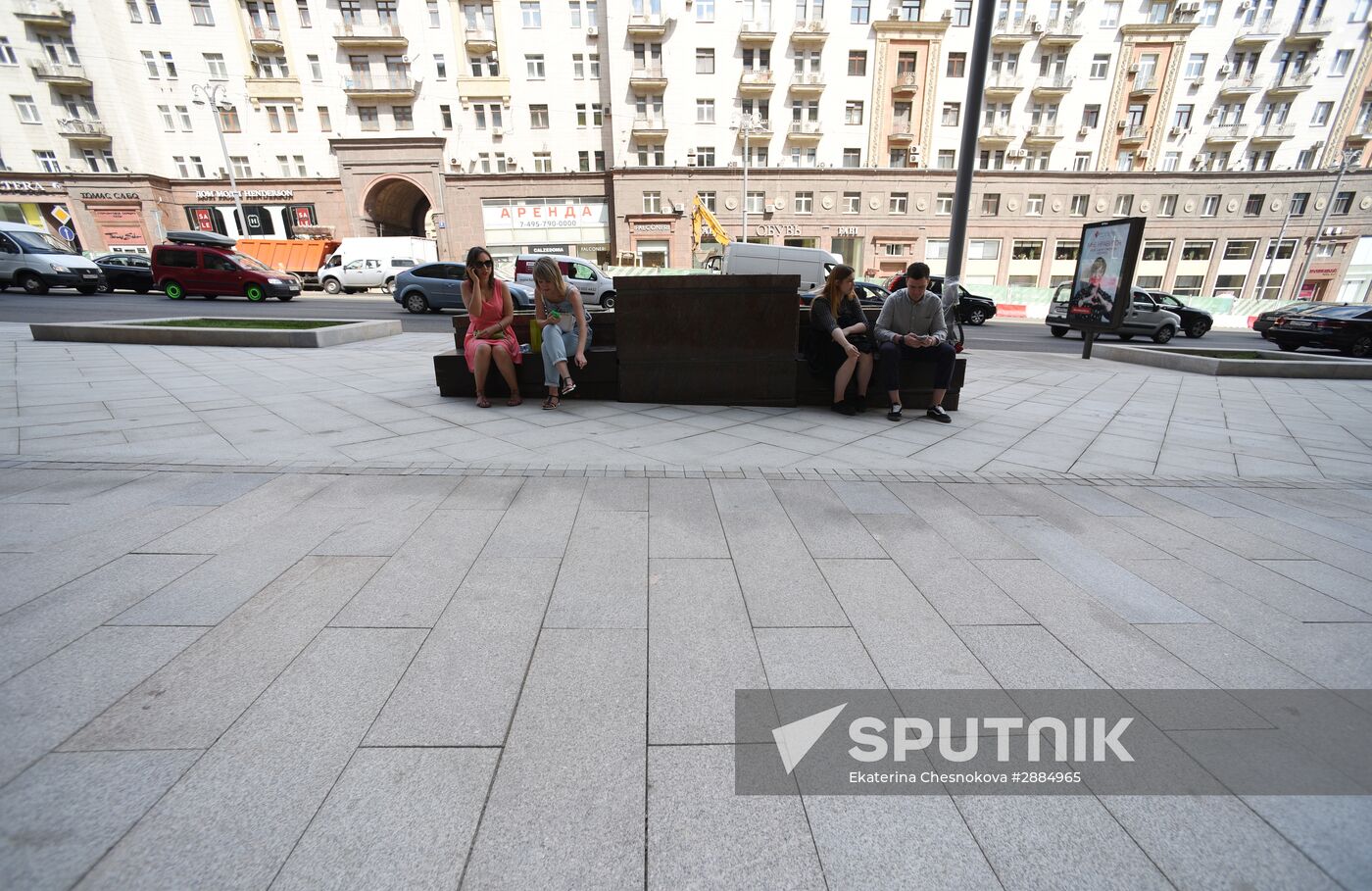 Reconstruction of Tverskaya Street moves on