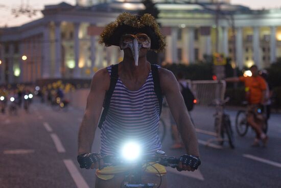 Night bike parade