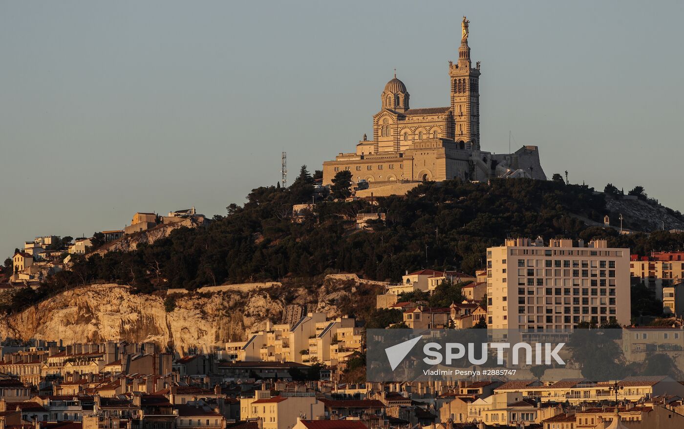 Cities of the world. Marseille