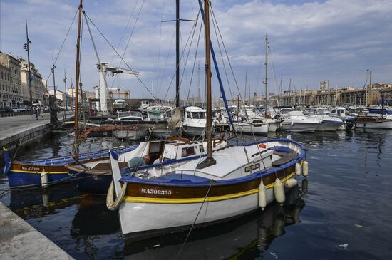 Cities of the world. Marseille