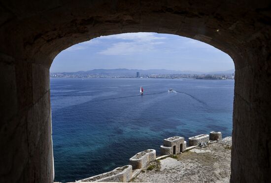 Cities of the world. Marseille