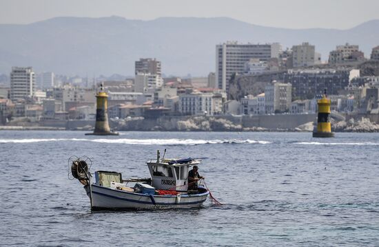 Cities of the world. Marseille