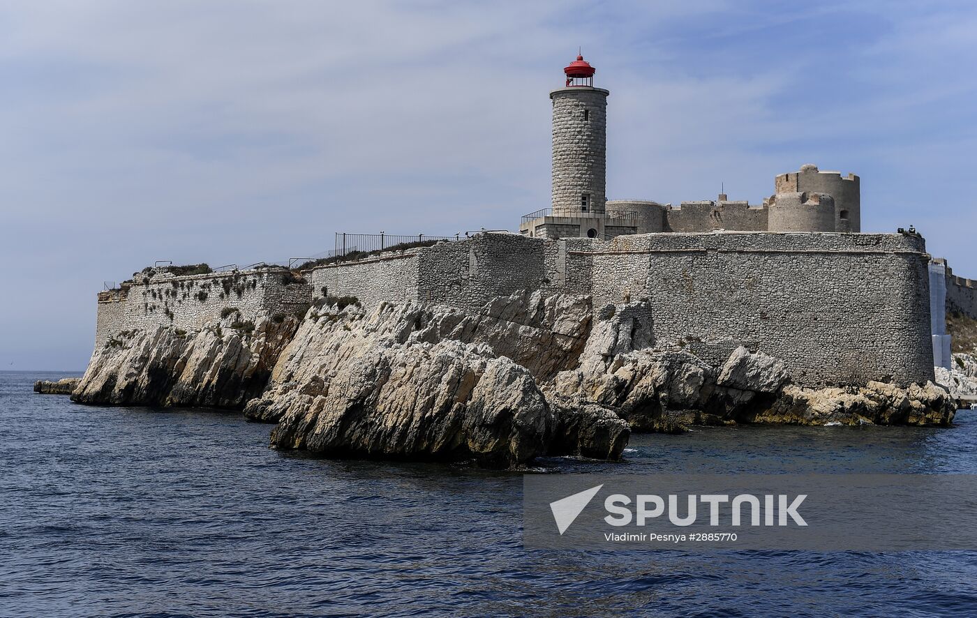 Cities of the world. Marseille