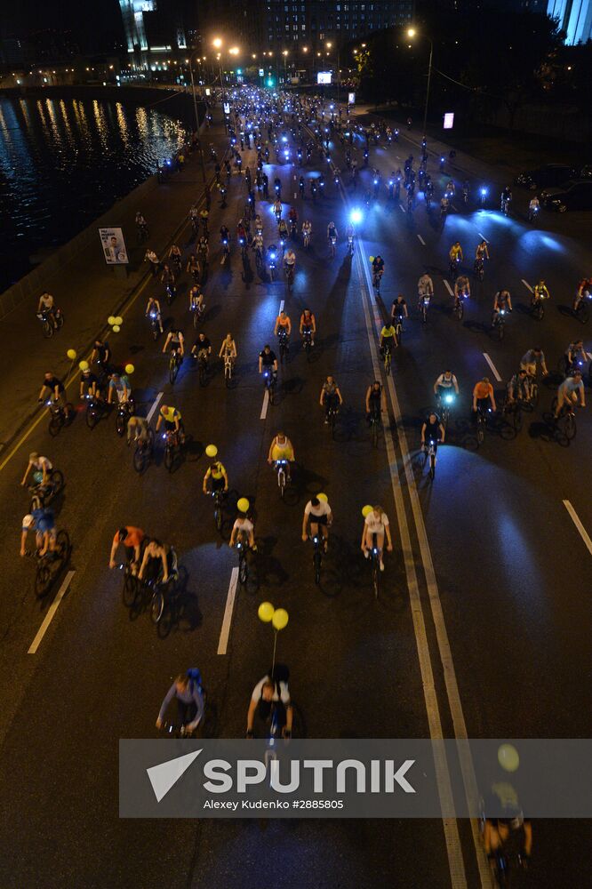 Night bike parade