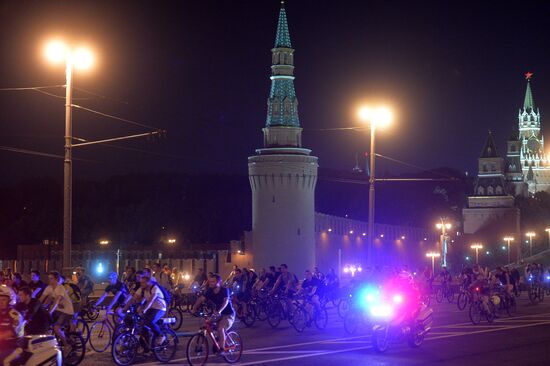 Night bike parade