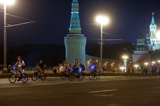 Night bike parade