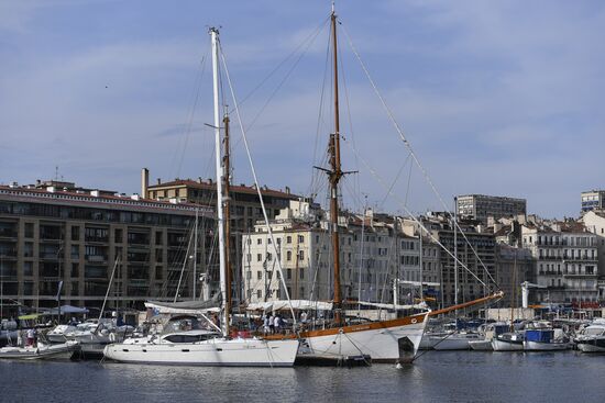 Cities of the world. Marseille