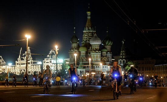 Night bike parade