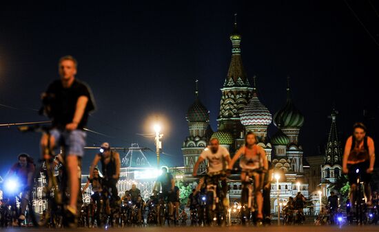 Night bike parade