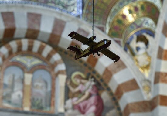 Cities of the world. Marseille