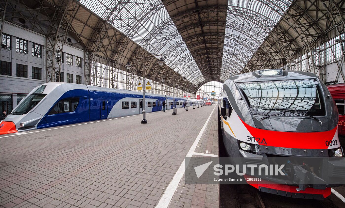 New suburban trains start operating and departing from Moscow Kiyevskaya railway station