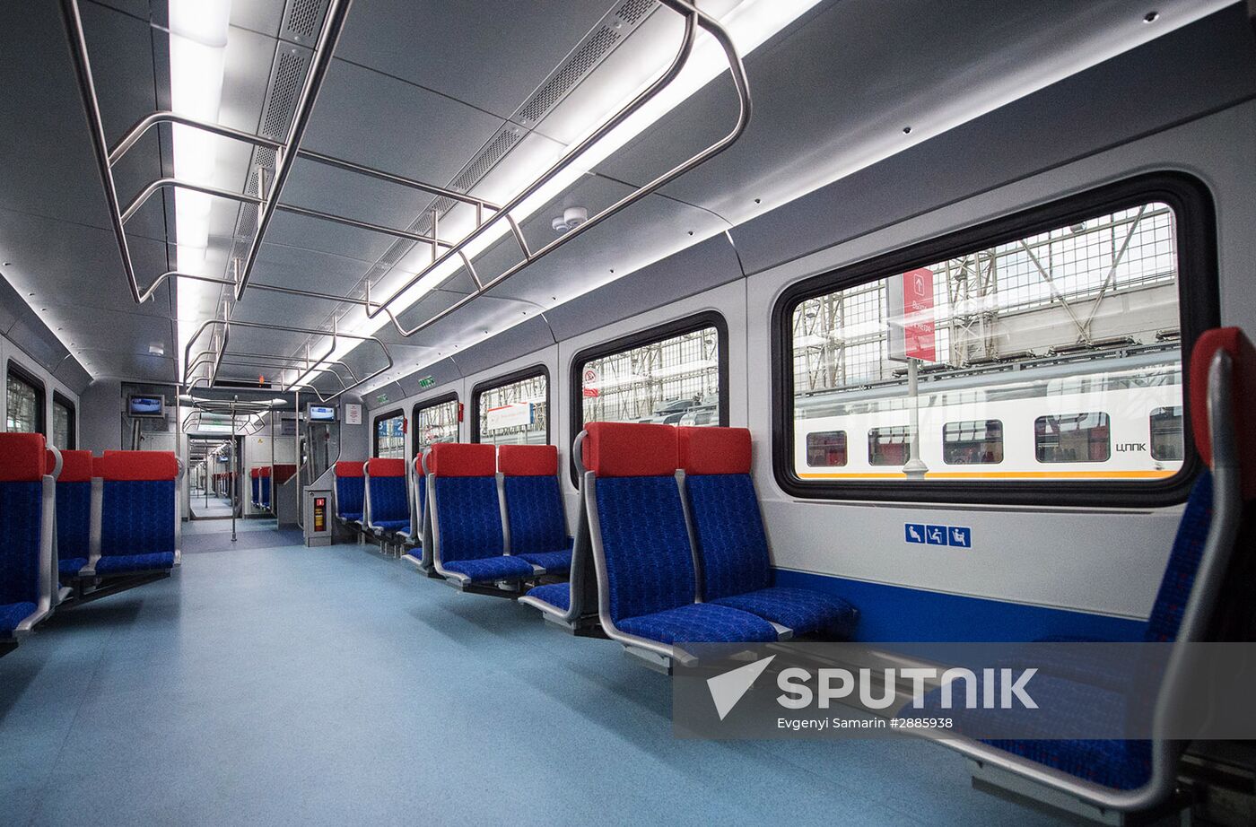 New suburban trains start operating and departing from Moscow Kiyevskaya railway station