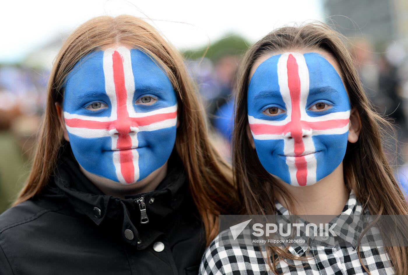 Watching Euro 2016 match France vs. Iceland in Reykjavik