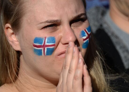 Watching Euro 2016 match France vs. Iceland in Reykjavik