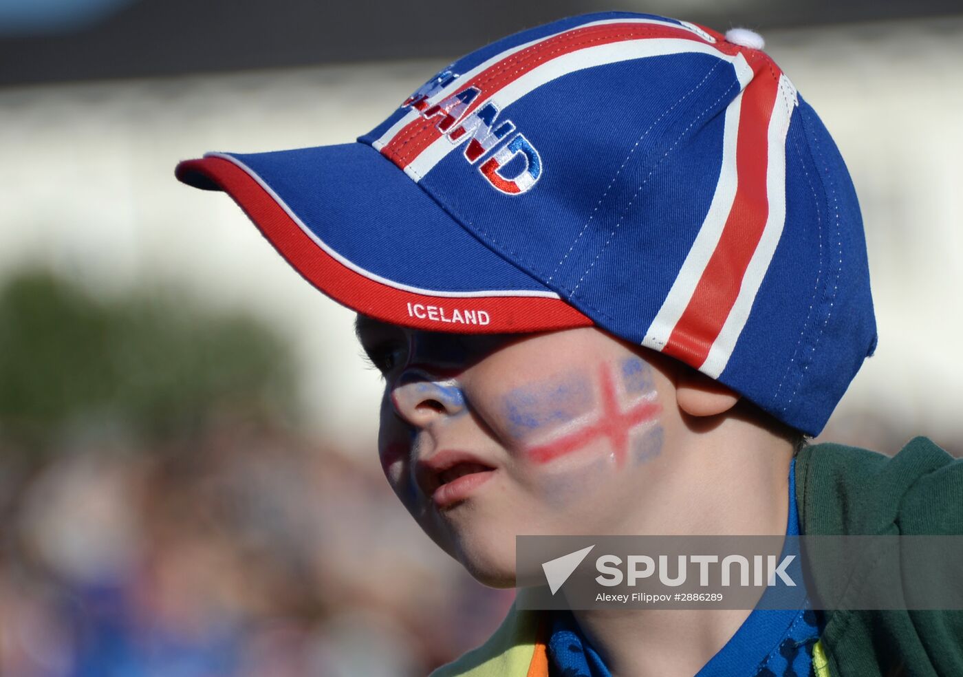 Watching Euro 2016 match France vs. Iceland in Reykjavik