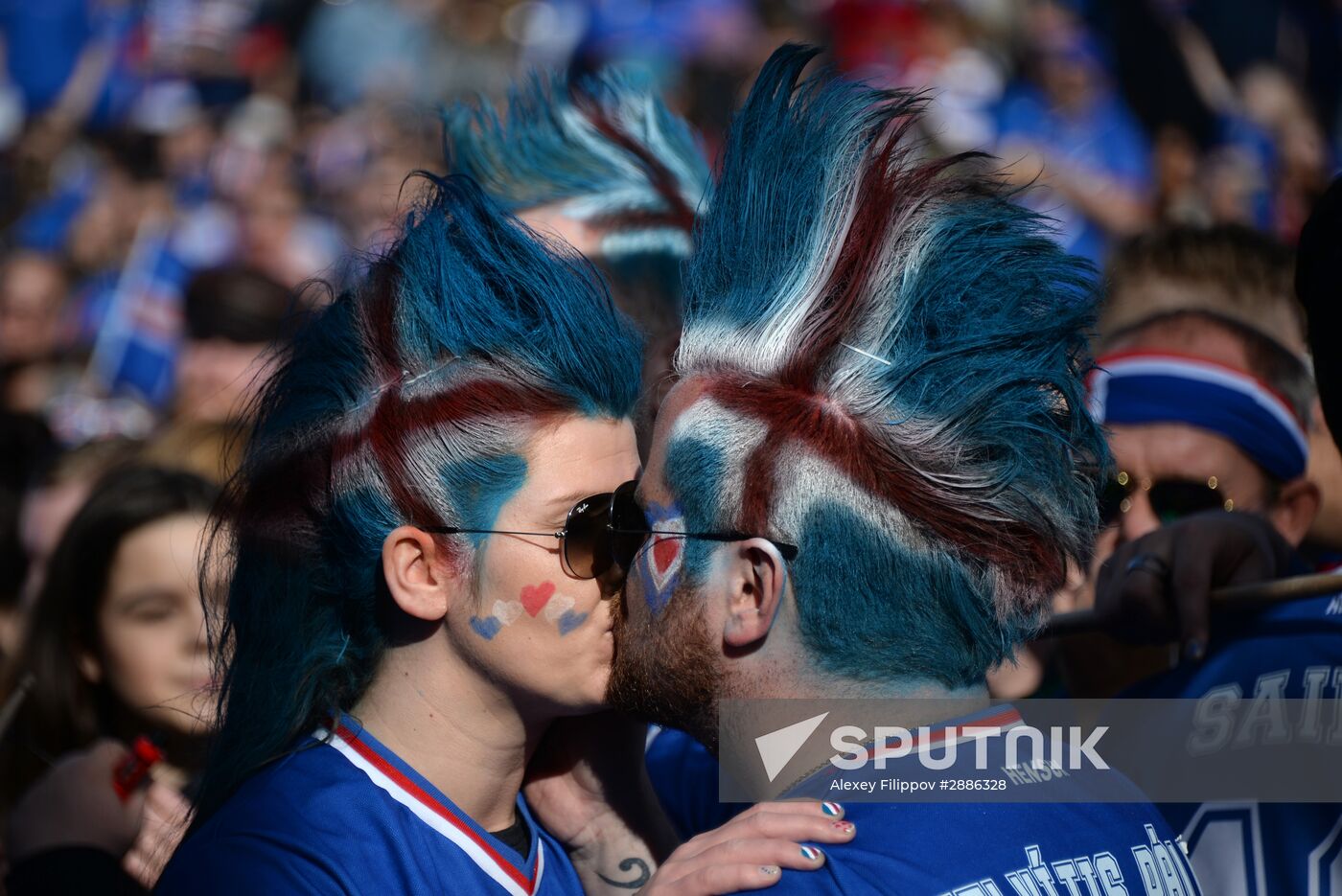 Watching Euro 2016 match France vs. Iceland in Reykjavik