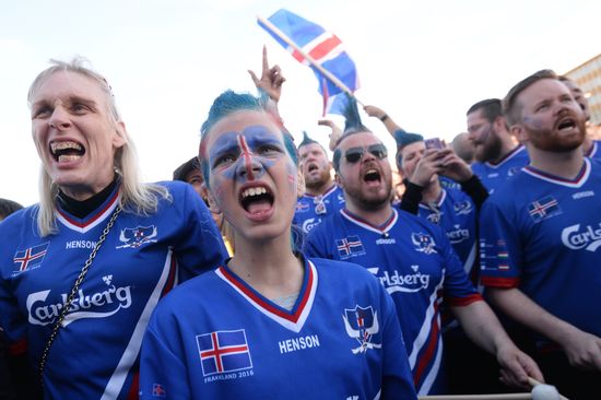 Watching Euro 2016 match France vs. Iceland in Reykjavik