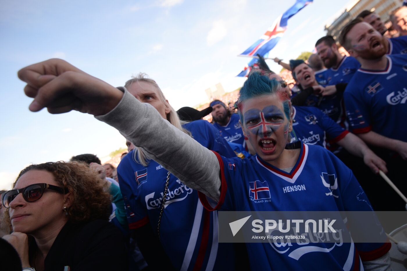 Watching Euro 2016 match France vs. Iceland in Reykjavik