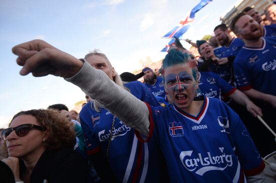 Watching Euro 2016 match France vs. Iceland in Reykjavik