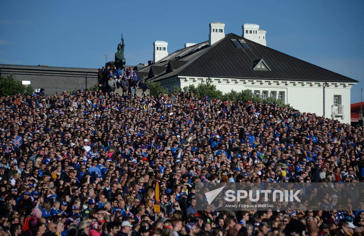 Watching Euro 2016 match France vs. Iceland in Reykjavik