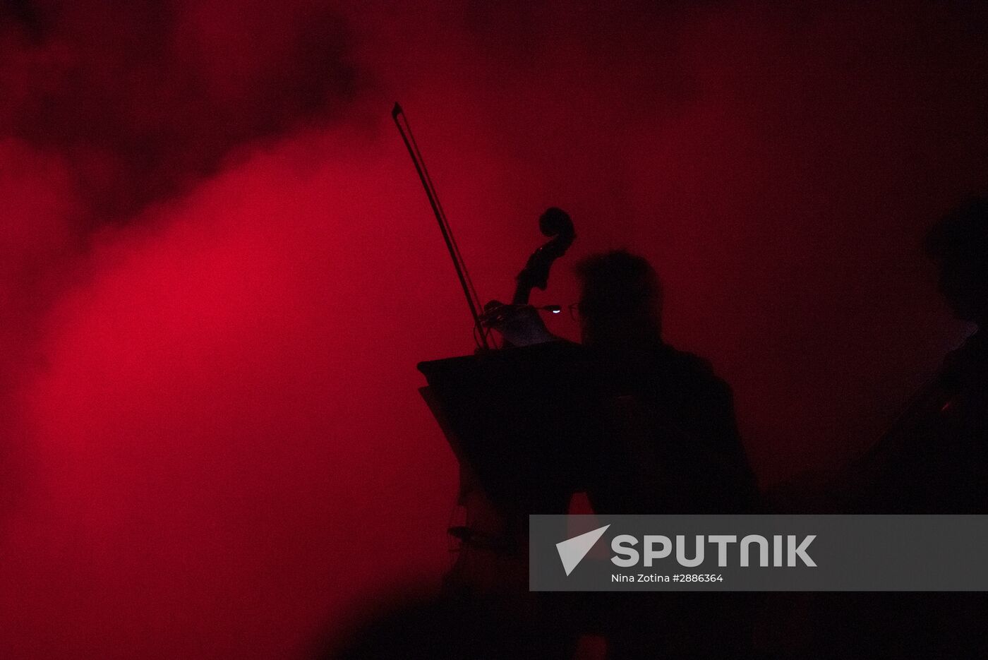Slava Polunin's and Gidon Kremer's show "Snow Symphony" performed in Sochi