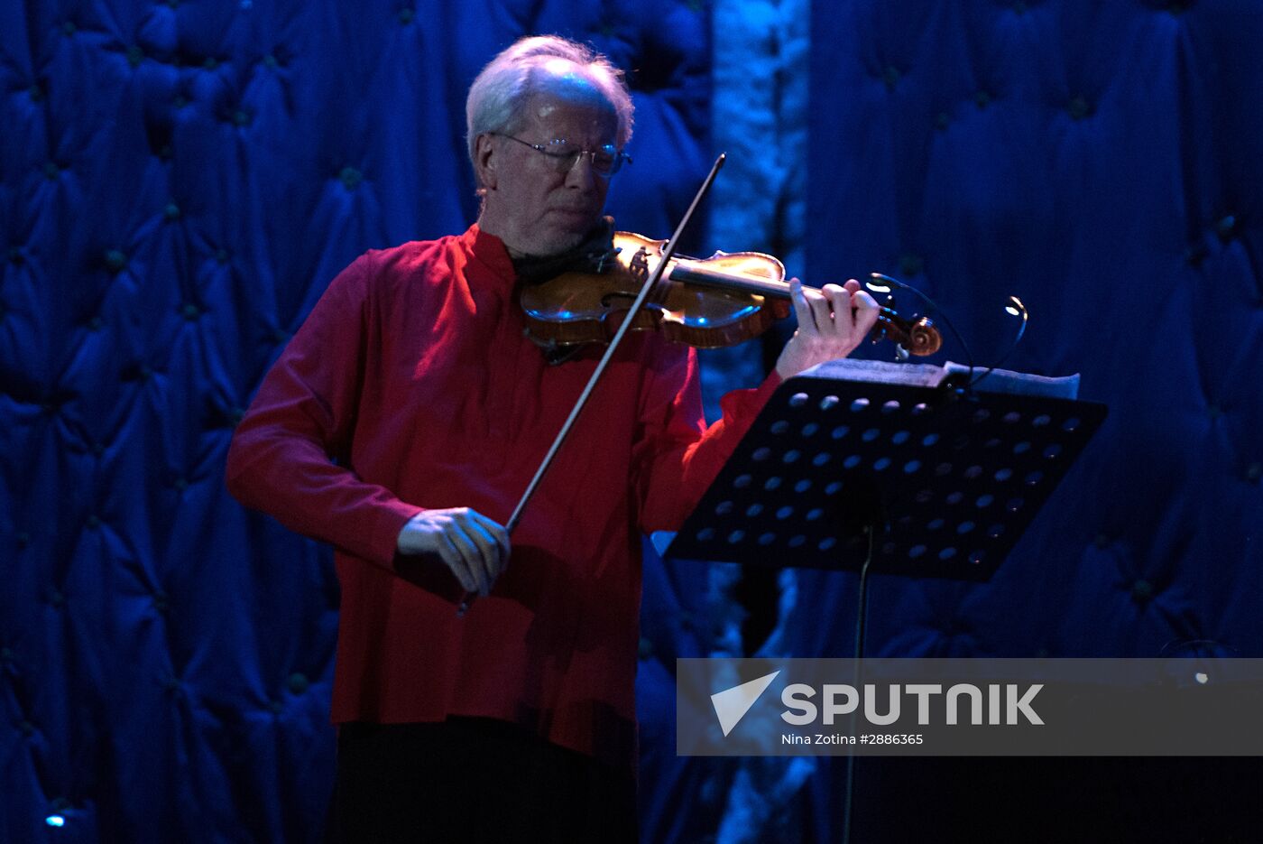 Slava Polunin's and Gidon Kremer's show "Snow Symphony" performed in Sochi