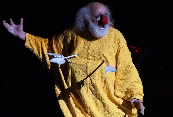 Slava Polunin's and Gidon Kremer's show "Snow Symphony" performed in Sochi